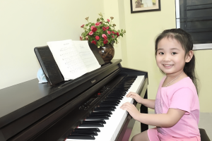 Hướng Dẫn Cách Chọn Mua Đàn Piano Cho Trẻ Em