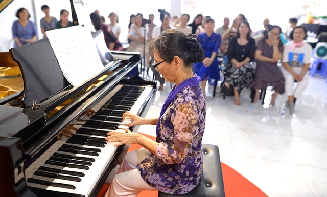 Classical Music Appreciation for Senior Beginners 9 Dạy piano miễn phí cho người cao tuổi