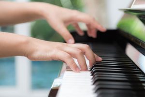 Bí quyết tự học piano tại nhà hiệu quả nhanh chóng cho người mới