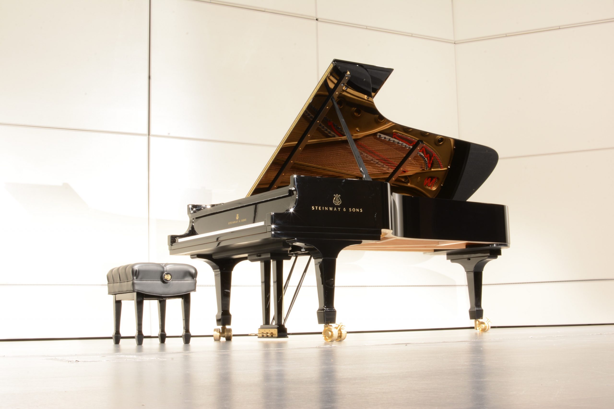 History of Steinway Piano NYC Legacy Craftsmanship 9 Bảng giá piano Steinway & Sons (2023-2024) - Forte Piano Heritage & Luxury