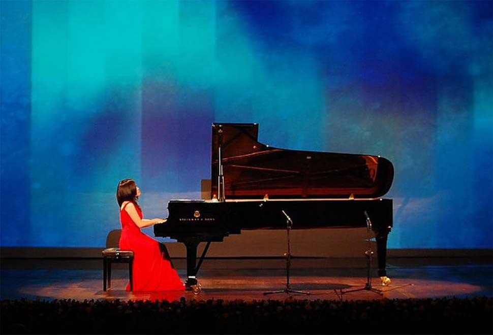 Overcoming Piano Performance Anxiety Guide and Tips 10 Hiện tượng' nhạc cổ điển Trang Trịnh: Từng cô đơn bên phím đàn!