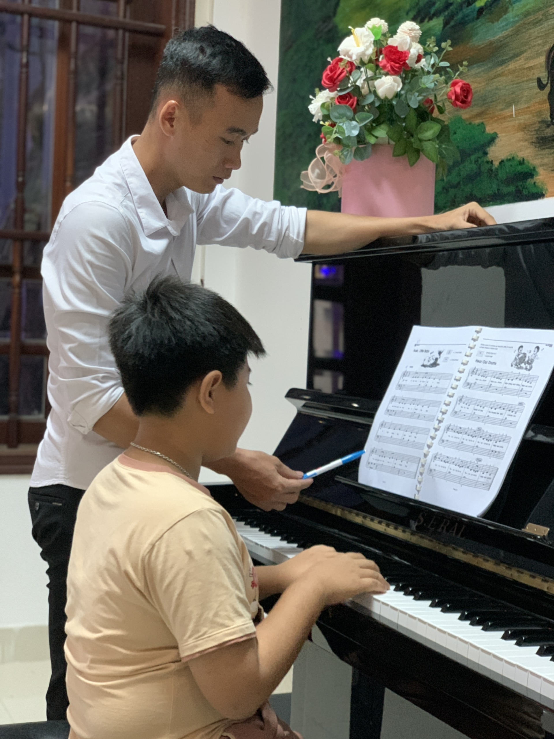 Benefits of Piano Lessons Child Brain Development 10 Lợi ích của việc học âm nhạc - Music & Color